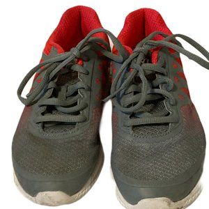 FILA Girl Gray Black Pink Size 3  Memory foam